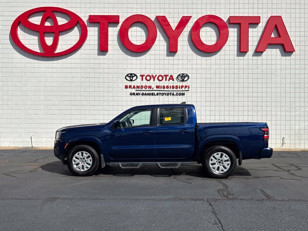 2022 Nissan Frontier SV