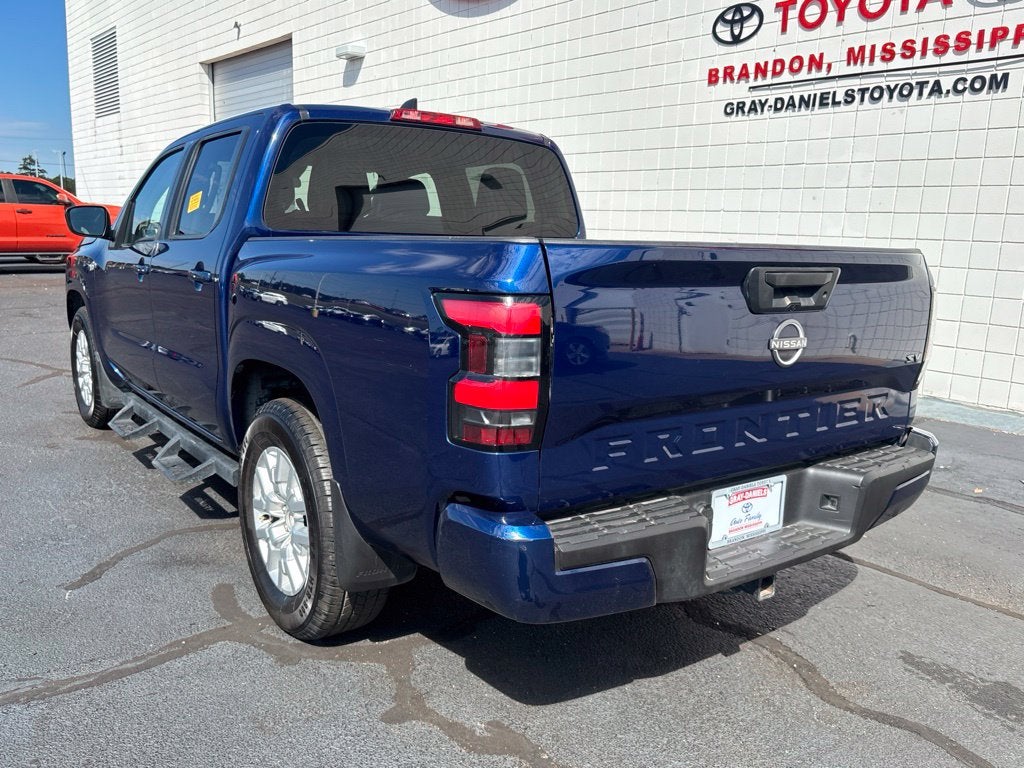 2022 Nissan Frontier SV
