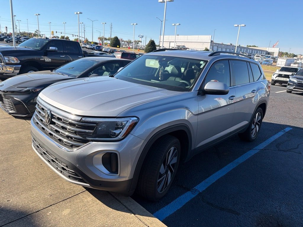 2024 Volkswagen Atlas 2.0T SE w/Technology
