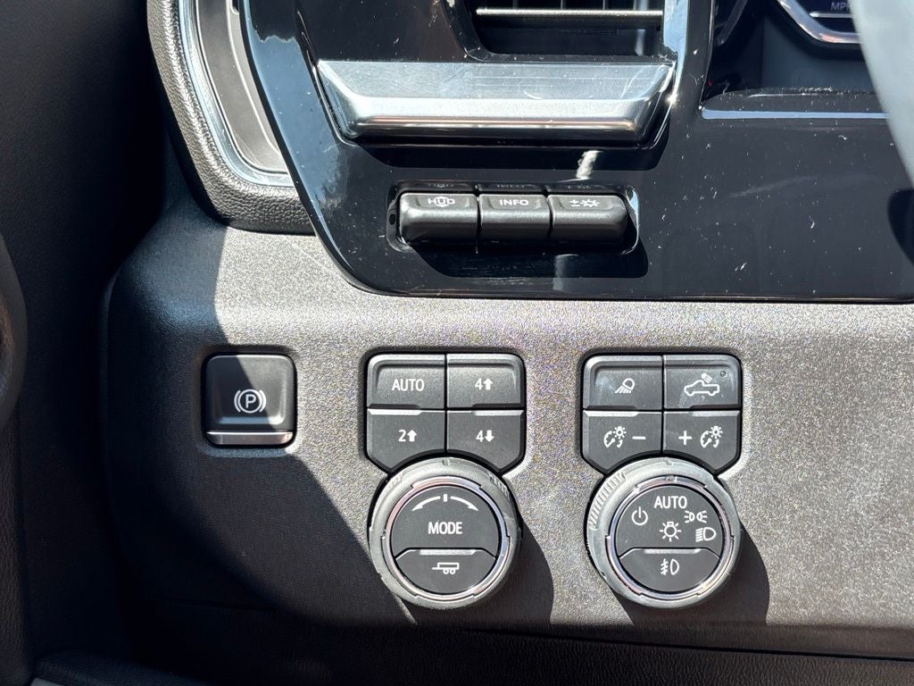 2025 Chevrolet Silverado 2500HD LTZ