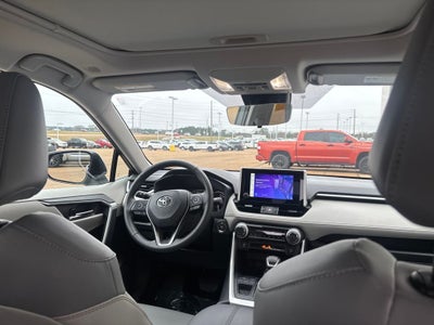 2025 Toyota RAV4 XLE Premium