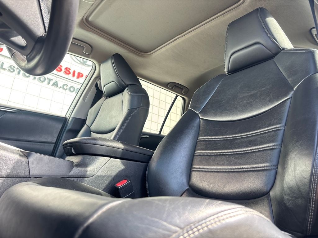 2020 Toyota RAV4 XLE Premium