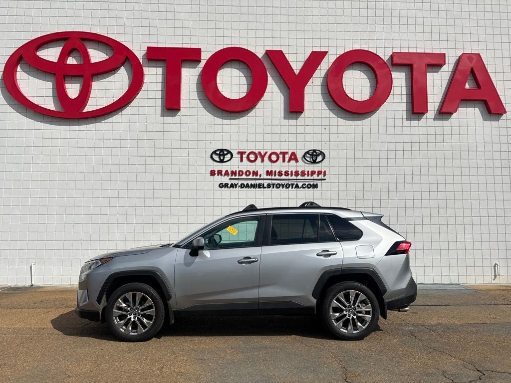2019 Toyota RAV4 XLE Premium