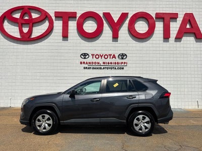 2020 Toyota RAV4 LE