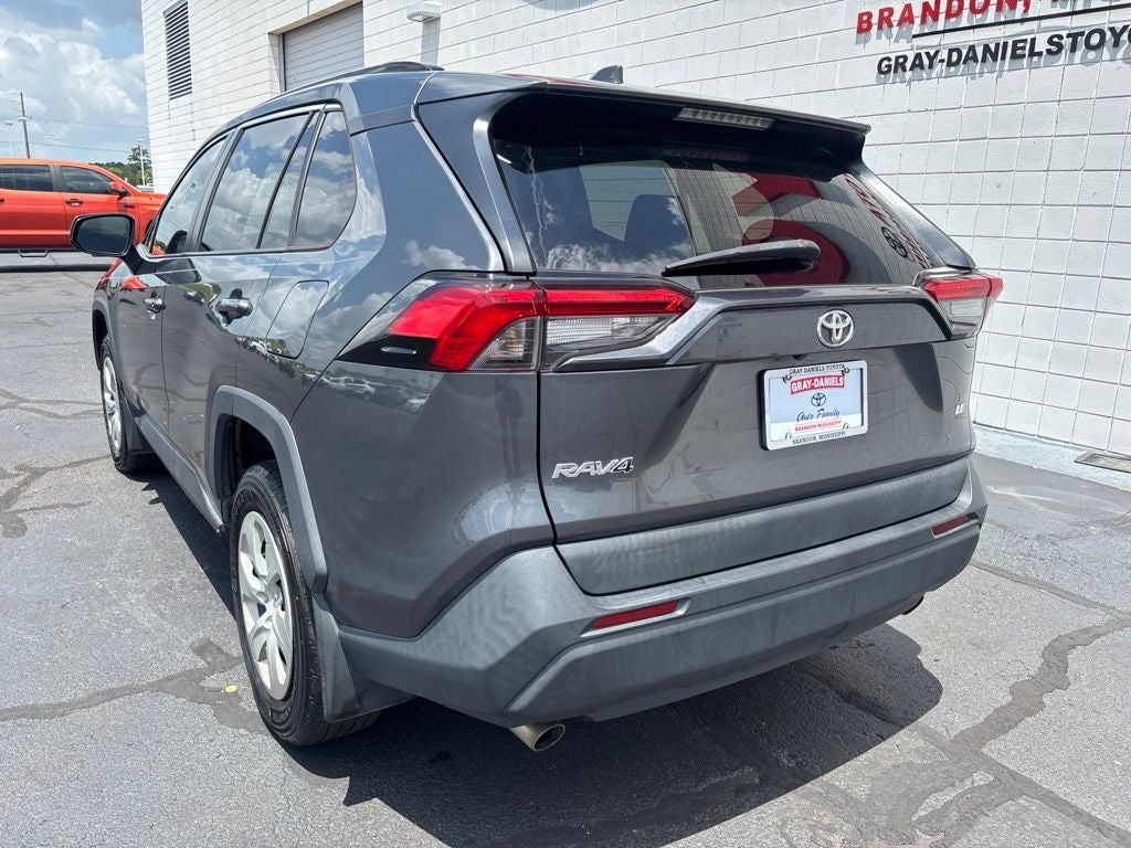 2021 Toyota RAV4 LE