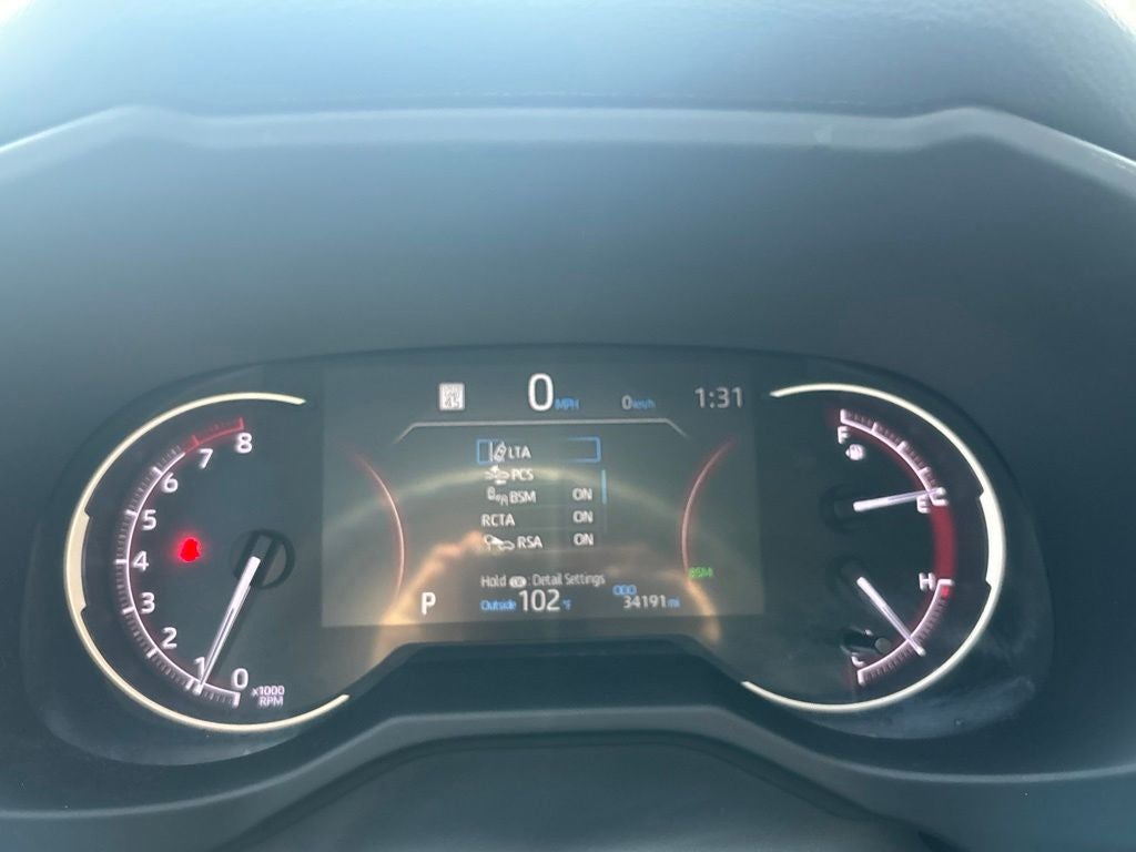 2024 Toyota RAV4 LE