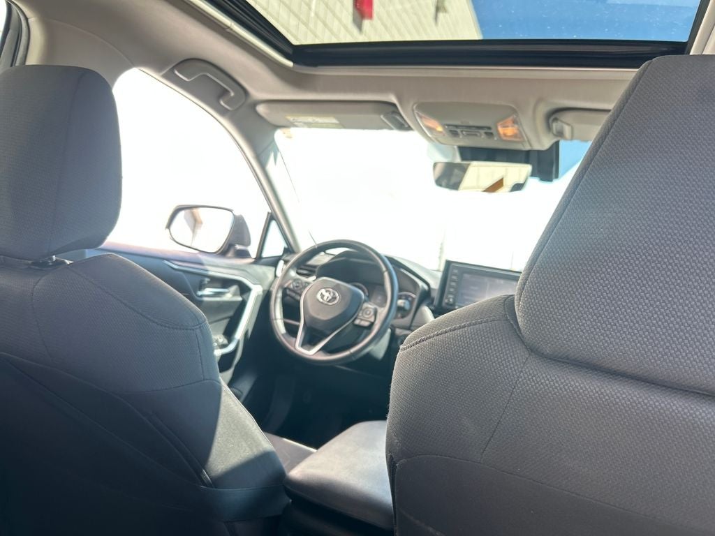 2020 Toyota RAV4 XLE