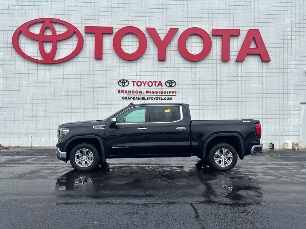 2025 GMC Sierra 1500 SLT