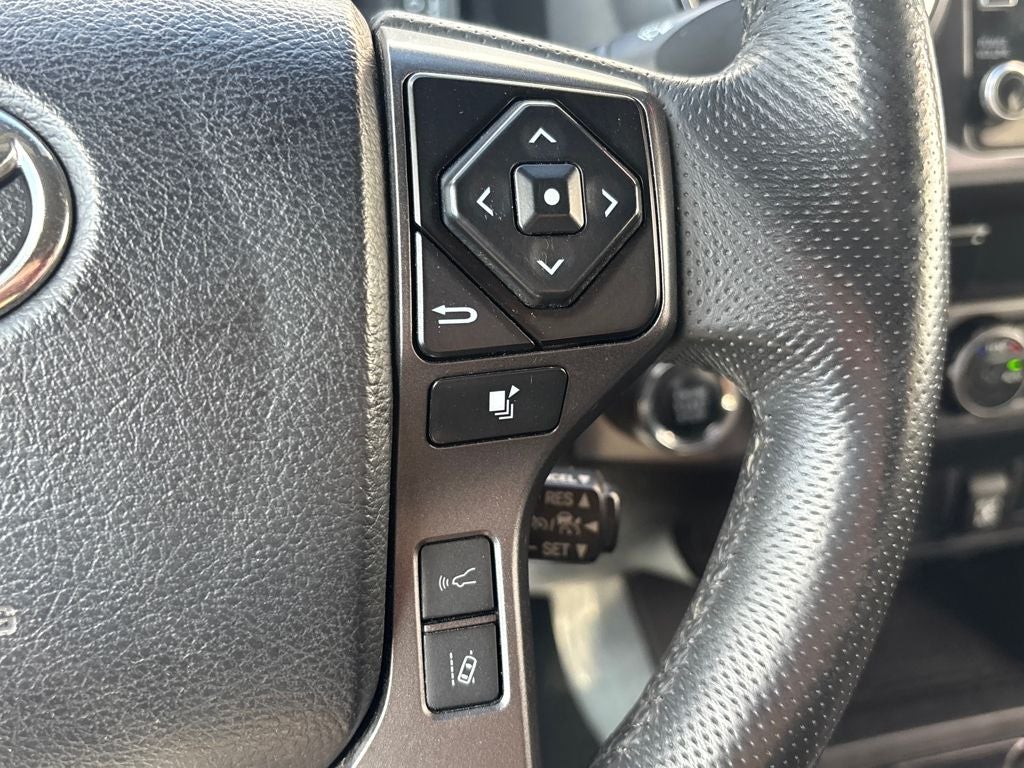 2022 Toyota Tacoma TRD Off-Road V6