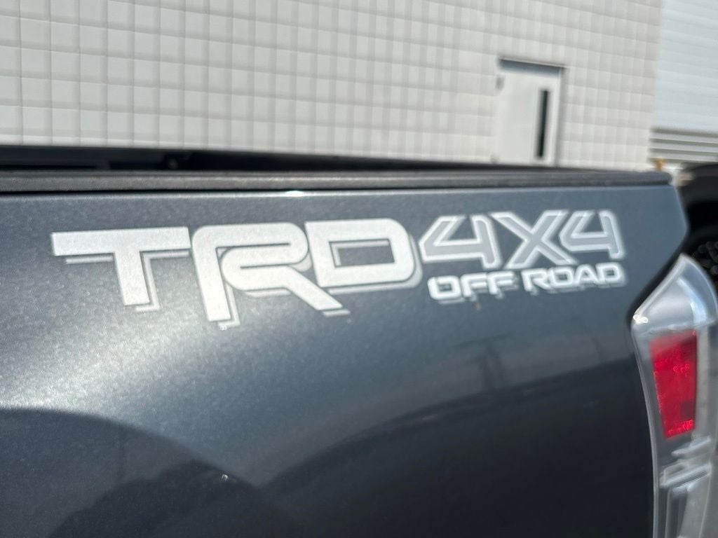 2022 Toyota Tacoma TRD Off-Road V6
