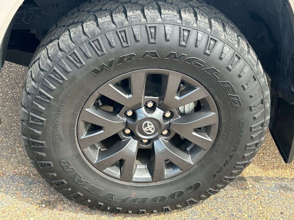 2023 Toyota Tacoma SR5 V6