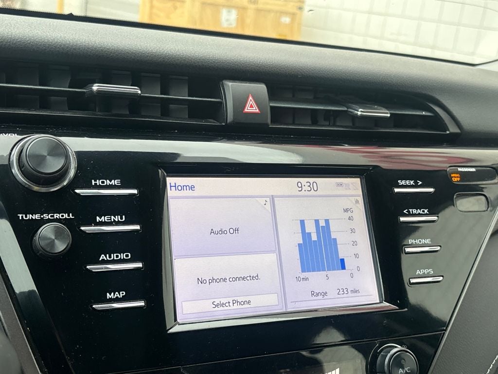 2019 Toyota Camry SE