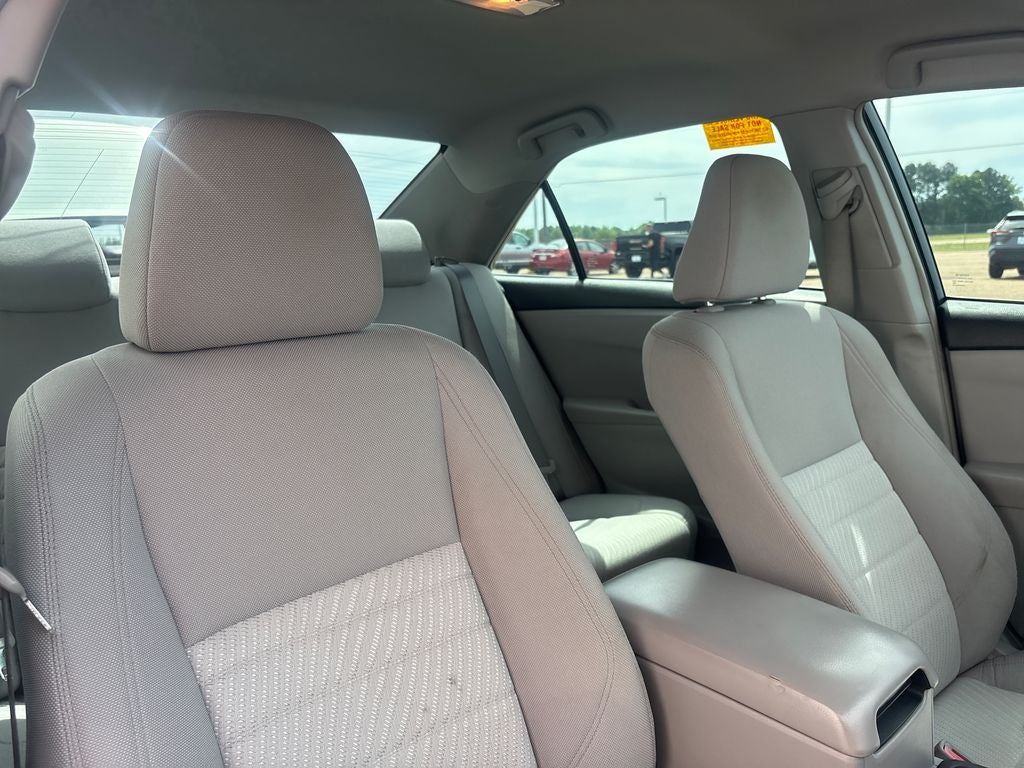2017 Toyota Camry LE