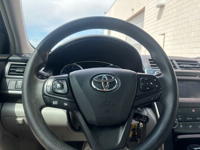 2017 Toyota Camry LE