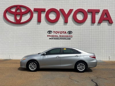 2017 Toyota Camry LE