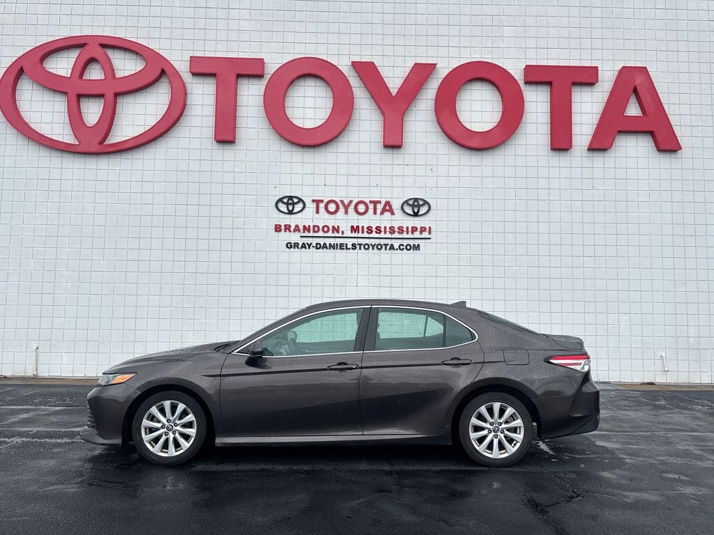 2020 Toyota Camry LE