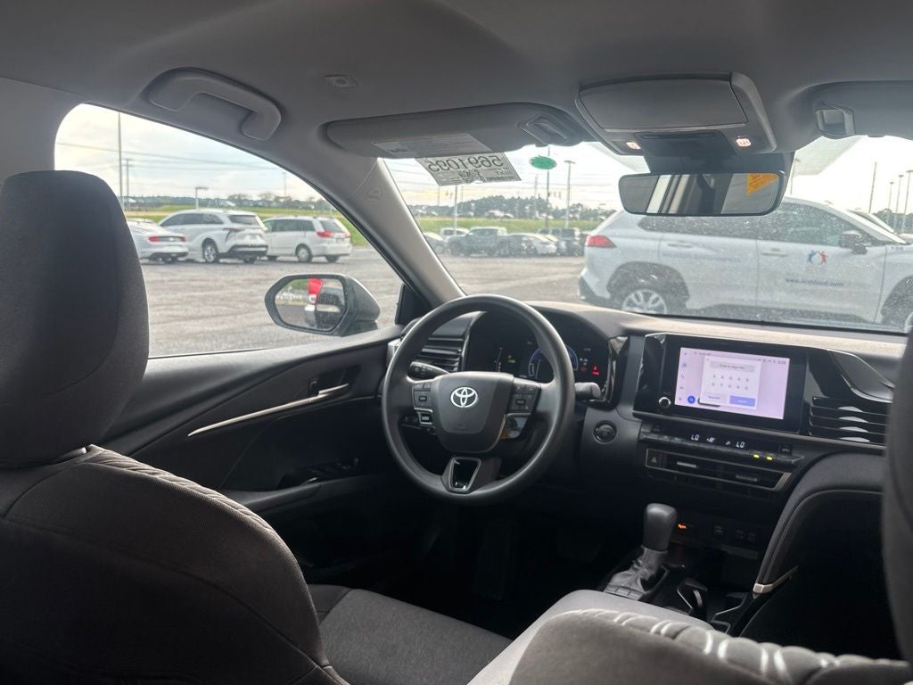 2025 Toyota Camry LE