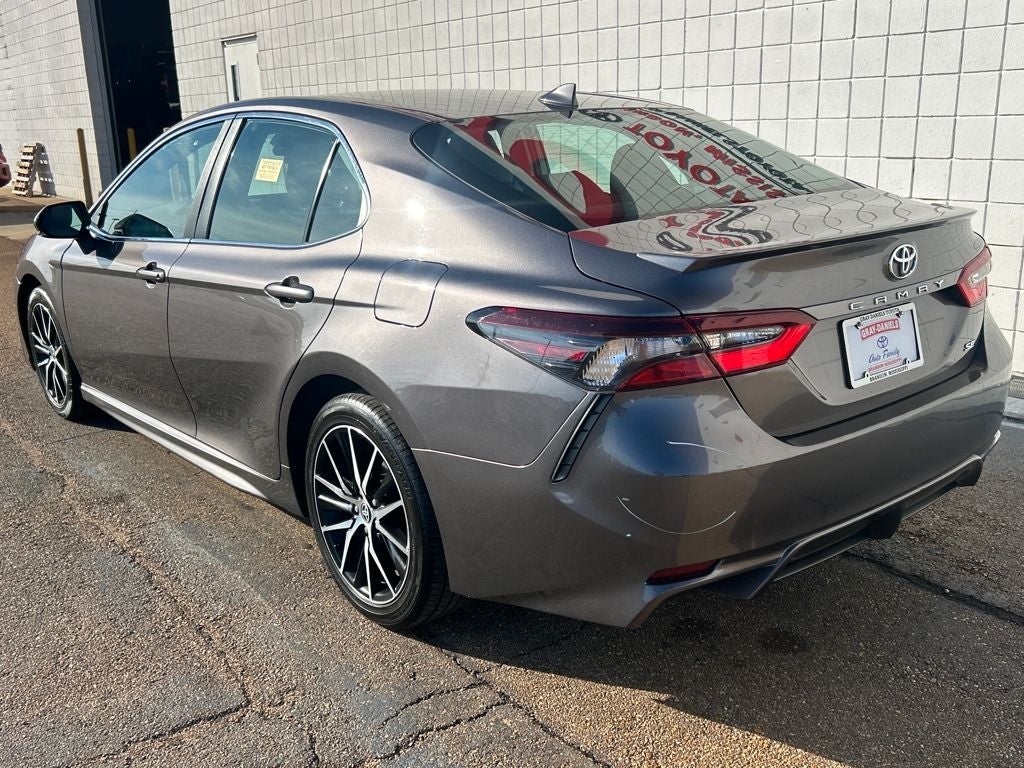 2023 Toyota Camry SE