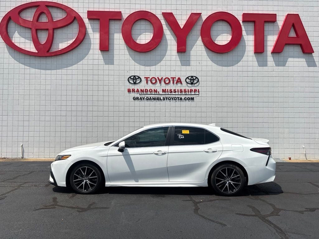 2021 Toyota Camry SE