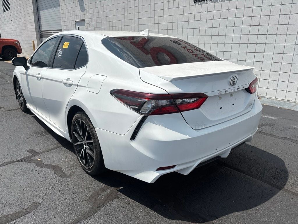 2021 Toyota Camry SE