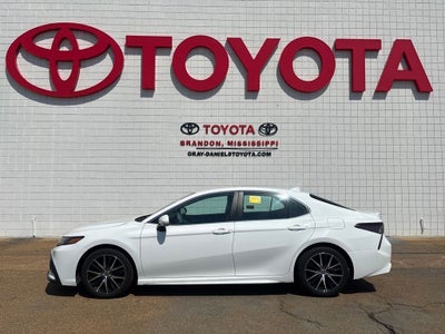 2023 Toyota Camry SE