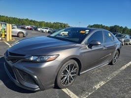 2021 Toyota Camry Hybrid SE
