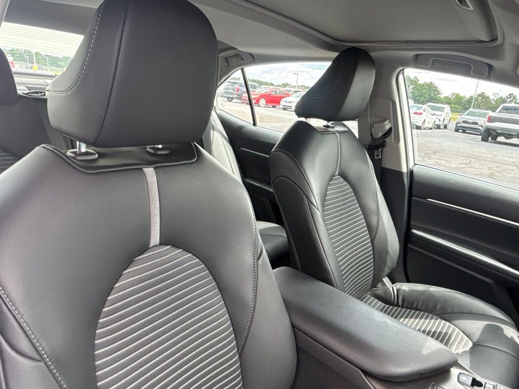 2023 Toyota Camry Hybrid SE