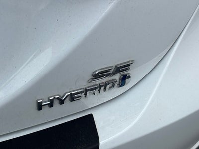 2023 Toyota Camry Hybrid SE