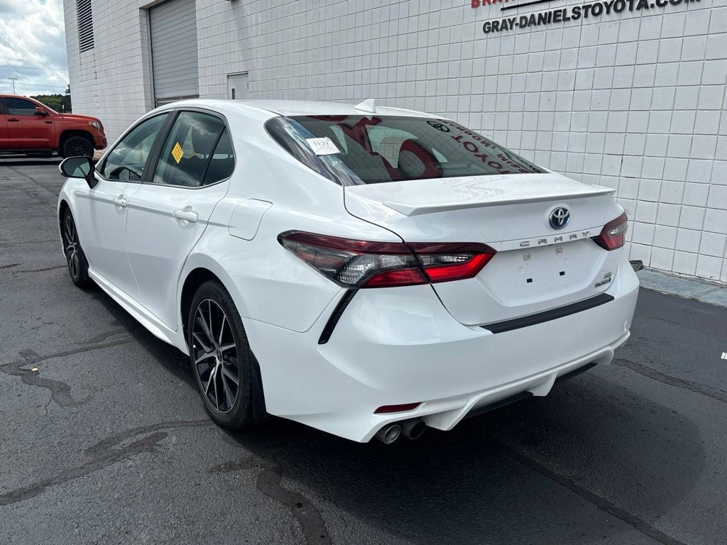 2023 Toyota Camry Hybrid SE
