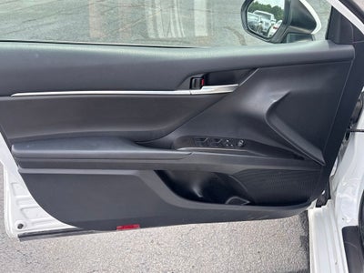 2023 Toyota Camry Hybrid SE