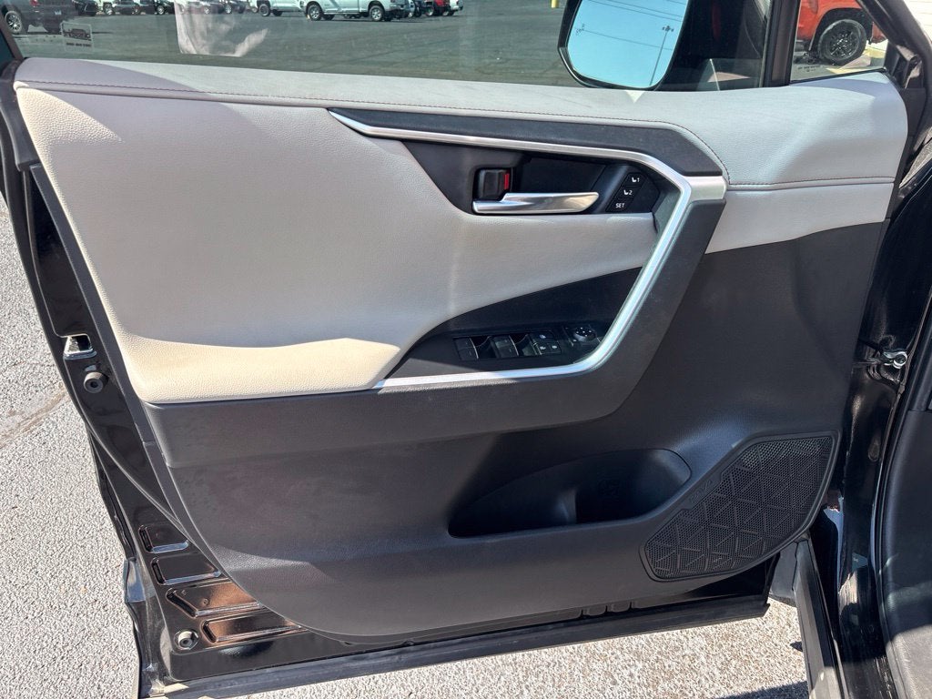 2022 Toyota RAV4 Hybrid Limited