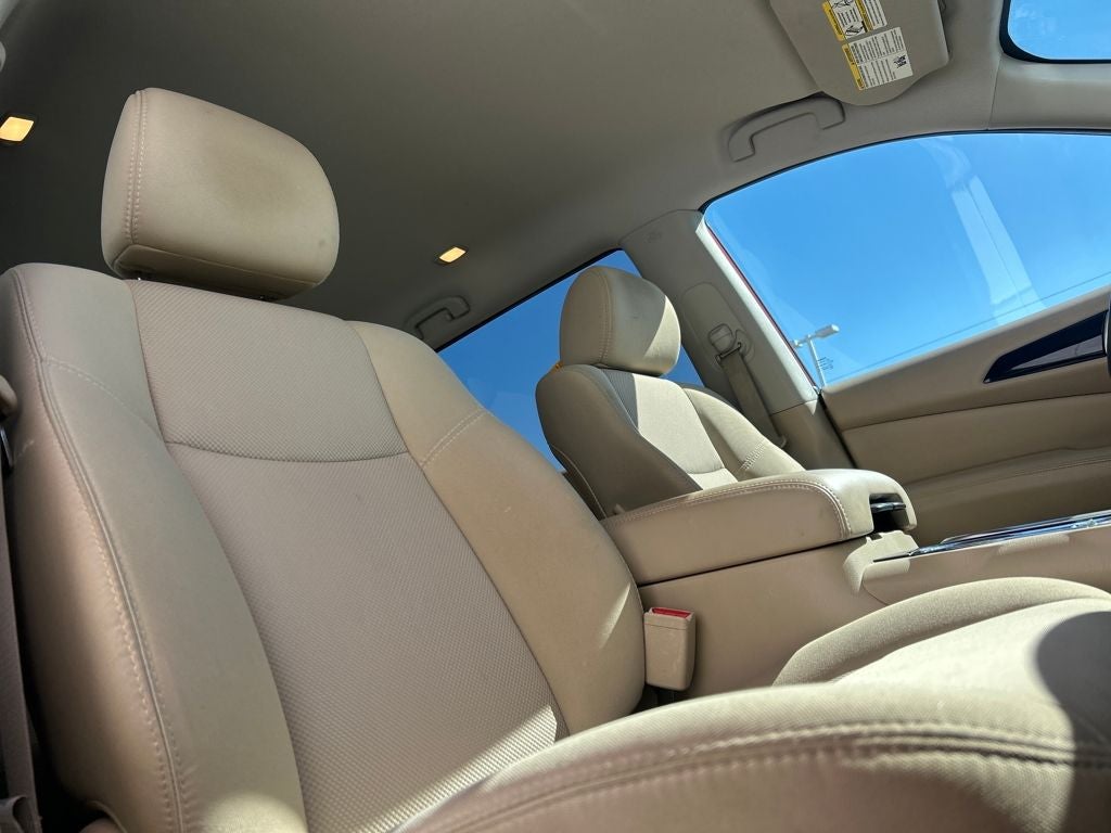 2018 Nissan Pathfinder SV