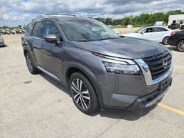 2023 Nissan Pathfinder Platinum