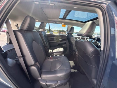 2025 Toyota Grand Highlander XLE