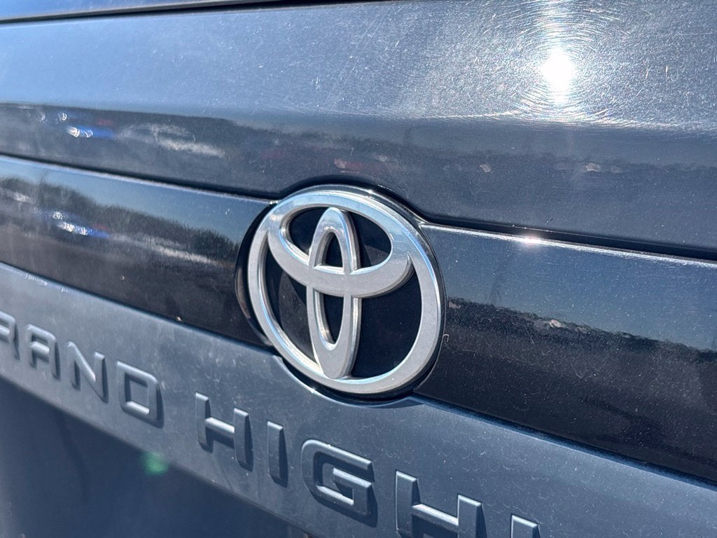2025 Toyota Grand Highlander XLE