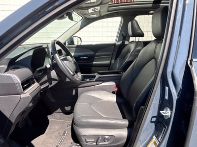 2025 Toyota Grand Highlander XLE