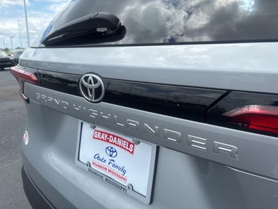 2025 Toyota Grand Highlander XLE