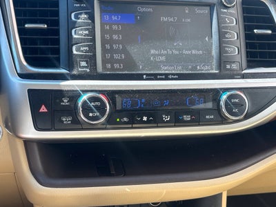 2019 Toyota Highlander Limited Platinum