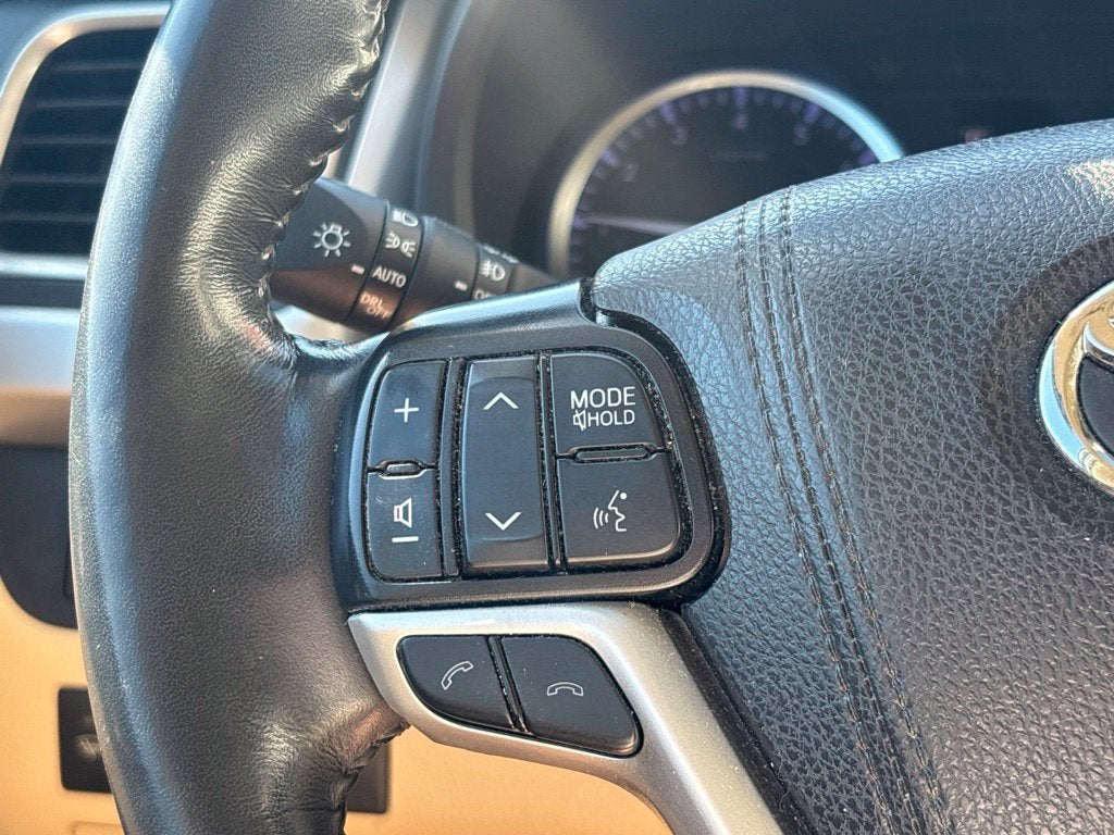 2019 Toyota Highlander Limited Platinum