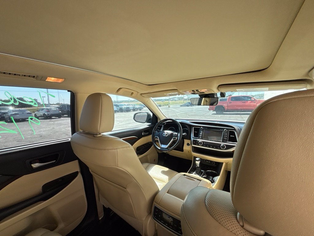 2019 Toyota Highlander Limited Platinum