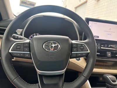 2024 Toyota Highlander XLE
