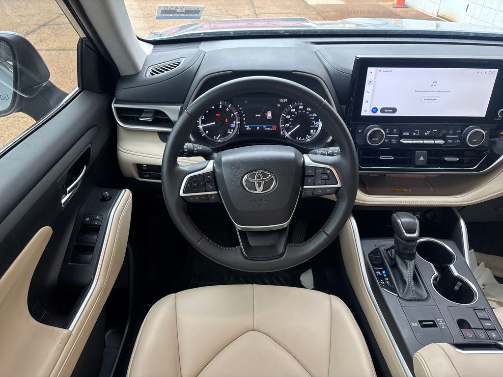 2024 Toyota Highlander XLE