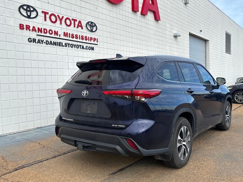 2023 Toyota Highlander XLE