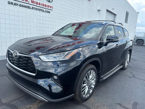 2025 Toyota Highlander Platinum