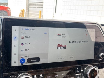 2025 Toyota Highlander Base