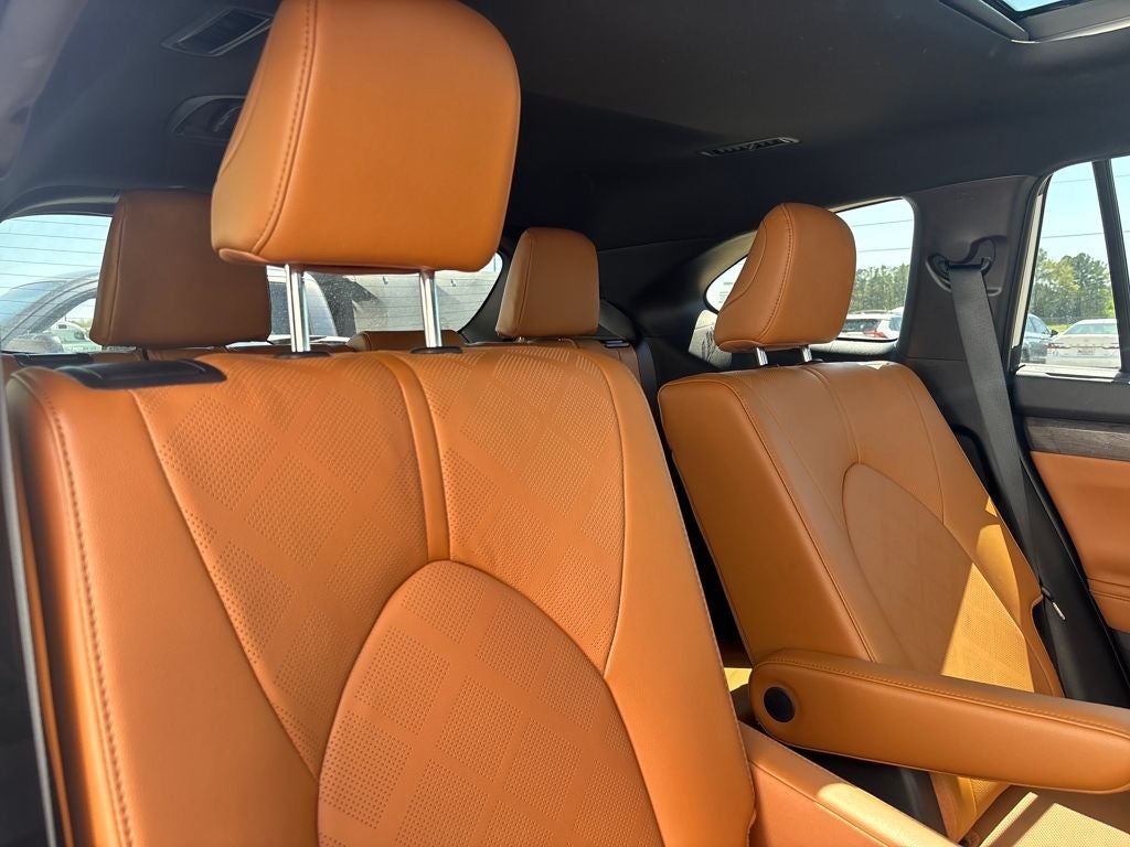 2025 Toyota Highlander Base