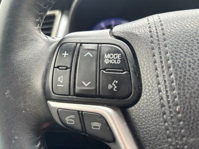 2016 Toyota Highlander XLE V6