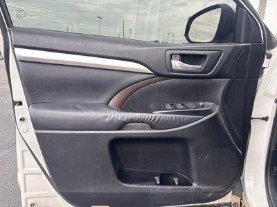 2016 Toyota Highlander XLE V6