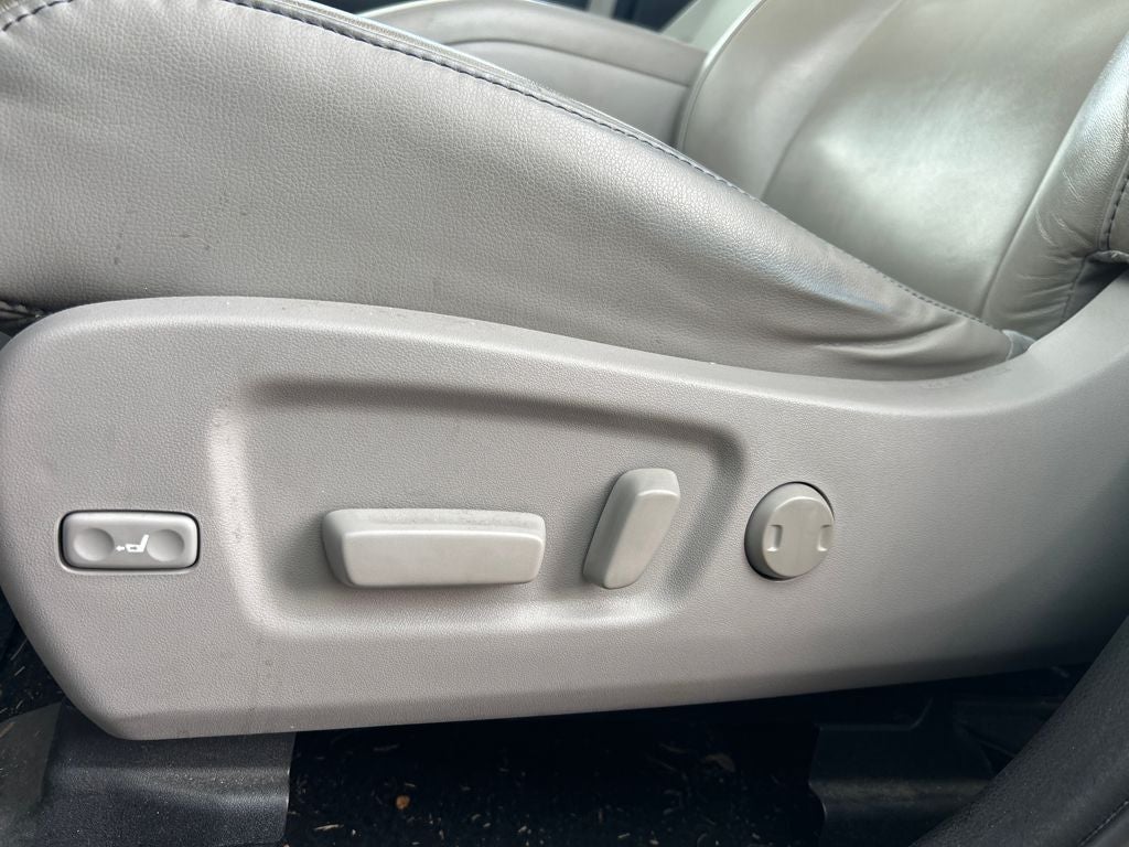 2016 Toyota Highlander XLE V6