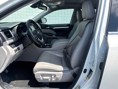 2017 Toyota Highlander XLE